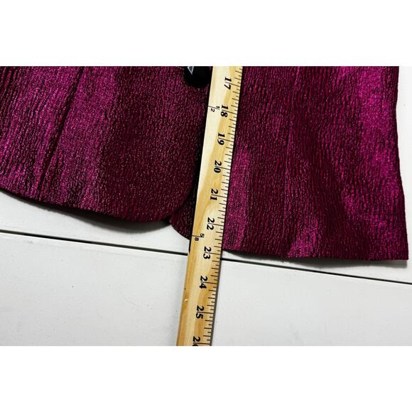 Victor Costa Pink Ruffle Blouse Size 4 Textured Metallic Button-Up Top - Picture 7 of 8